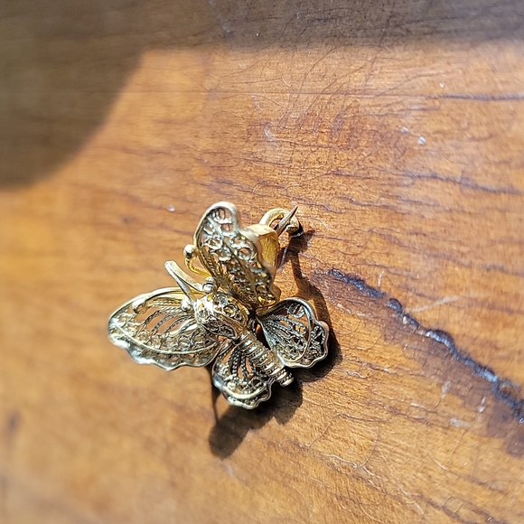 Butterfly Brooch - Picture 2 of 3